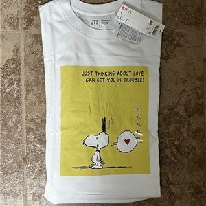Brand new Japanese Uniqlo t shirt Peanuts x Uniqlo collab